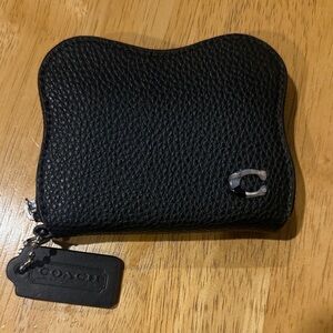 Coachtopia Black Pebbled Leather Zip Coin Pouch with Signature C Charm
